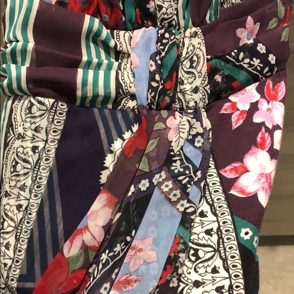 Top - Picture 2 of 3